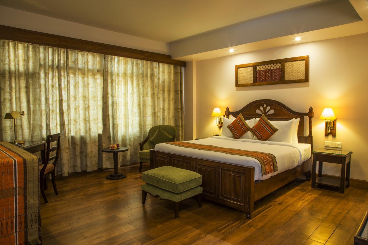 The Guwahati Address By Centre Point Экстерьер фото